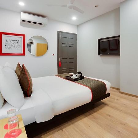 Oyo Townhouse 019 Anand Vihar Hotel Nueva Delhi Exterior foto