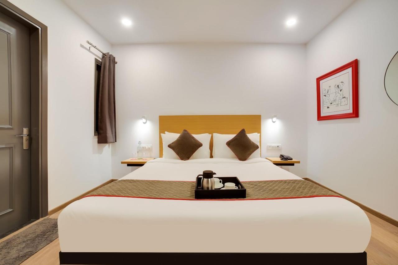 Oyo Townhouse 019 Anand Vihar Hotel Nueva Delhi Exterior foto