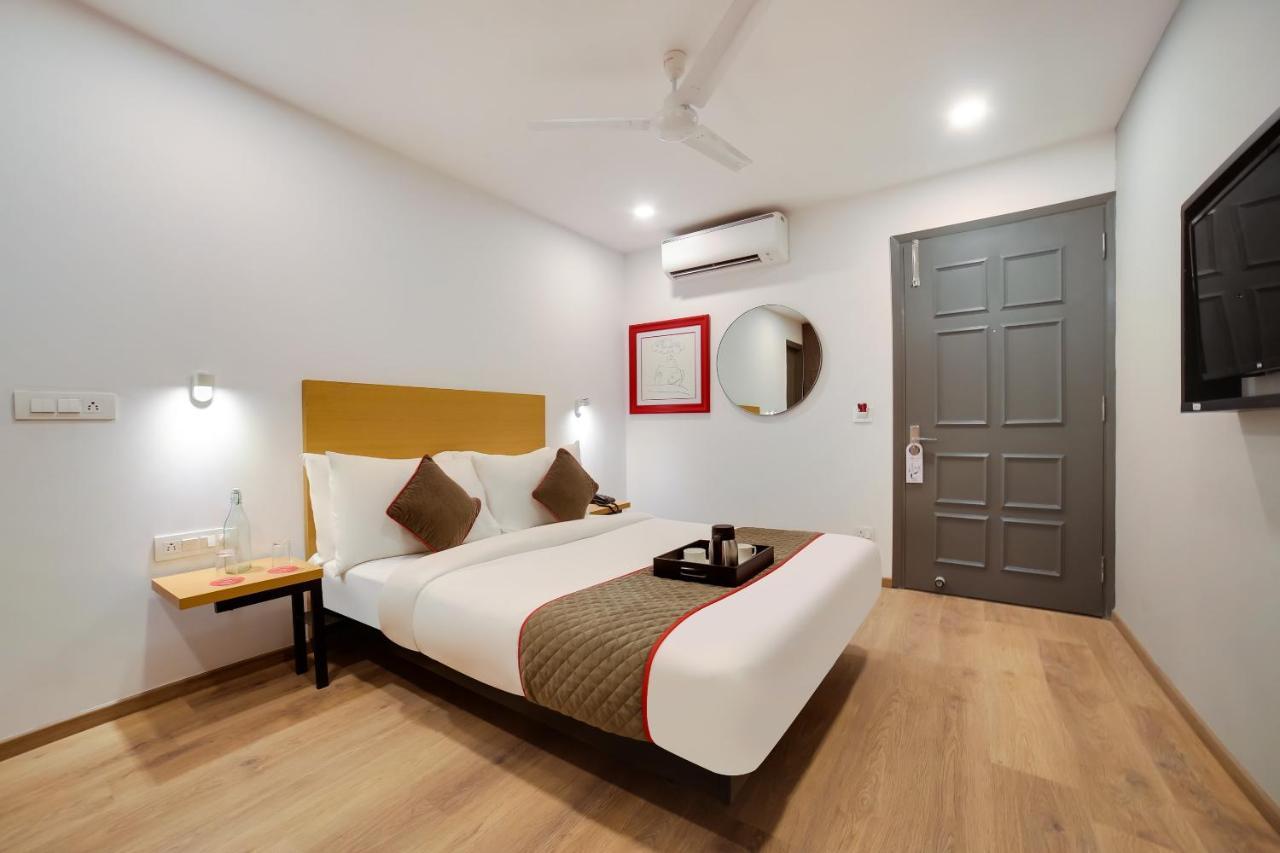 Oyo Townhouse 019 Anand Vihar Hotel Nueva Delhi Exterior foto